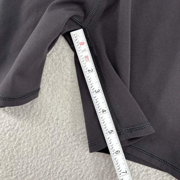 Vuori Studio Pocket Shorts Black Ribbed Waist High Rise Size Medium - Picture 6 of 10